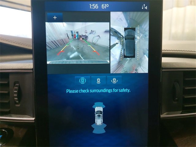 Certified 2020 Ford Explorer Platinum w/ Premium Technology Package image 23