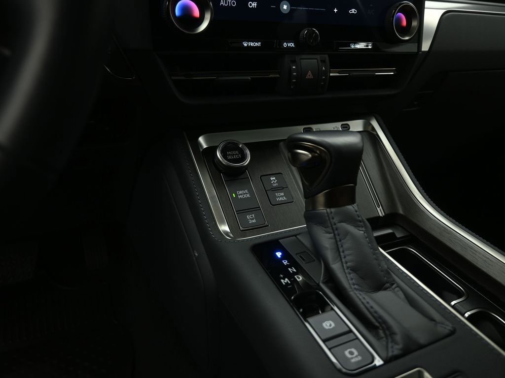 Used 2025 Lexus GX 550 image 40