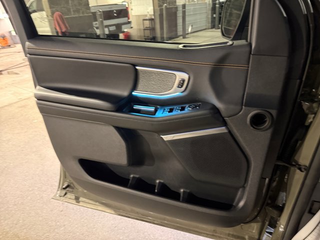 Certified 2025 Ford Expedition Tremor AWD/4WD image 13