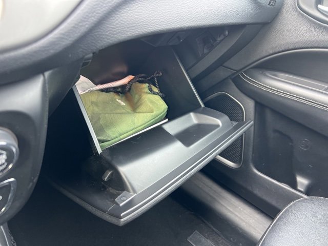 Used 2021 Jeep Compass 80th Special Edition image 20