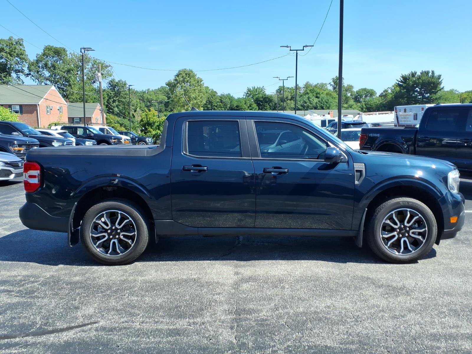 Certified 2023 Ford Maverick Lariat w/ Lariat Luxury Package AWD/4WD image 3