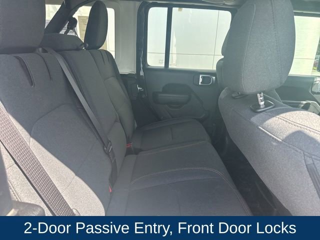 Used 2024 Jeep Wrangler Unlimited image 27