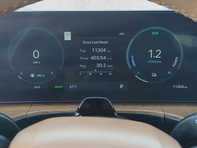 Used 2025 Hyundai Santa Fe Limited image 10