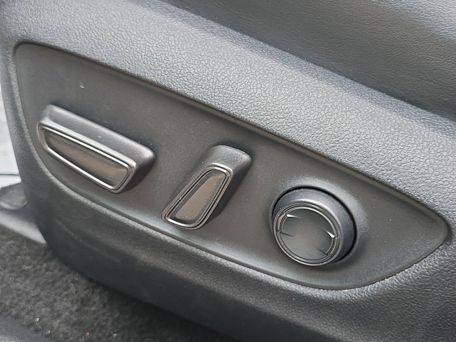 Used 2022 Toyota RAV4 Adventure AWD/4WD image 12