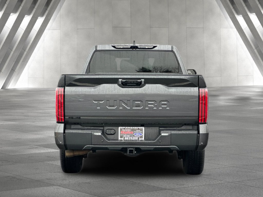 Used 2025 Toyota Tundra Limited AWD/4WD image 4