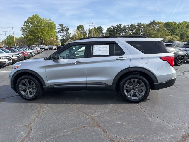 Certified 2021 Ford Explorer XLT w/ Equipment Group 202A AWD/4WD image 4