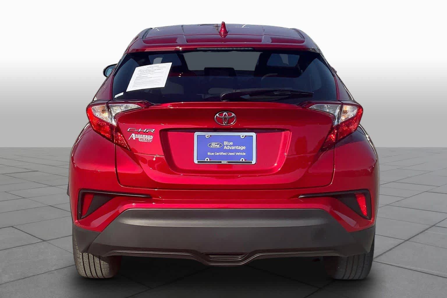 Used 2022 Toyota C-HR XLE FWD image 5