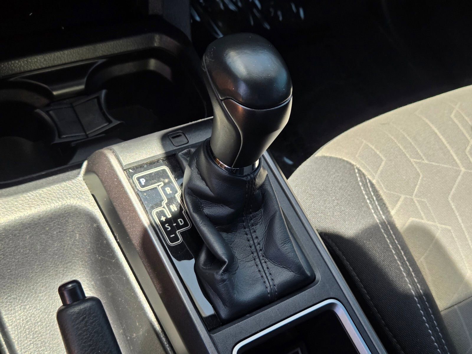 Used 2023 Toyota Tacoma TRD Off-Road AWD/4WD image 23
