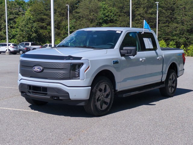 Certified 2025 Ford F150 Lightning Flash AWD/4WD image 8