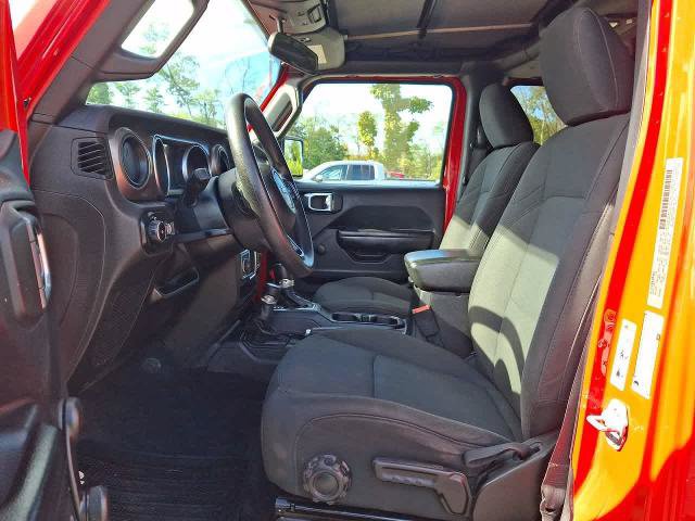 Used 2018 Jeep Wrangler Unlimited Sport AWD/4WD image 17