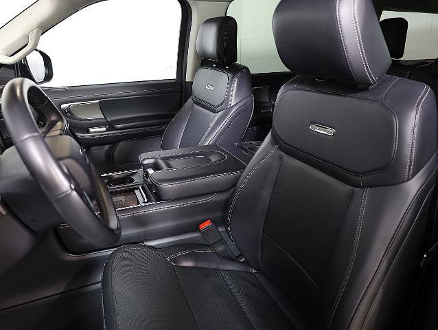 Certified 2025 Ford Expedition Max Platinum image 8