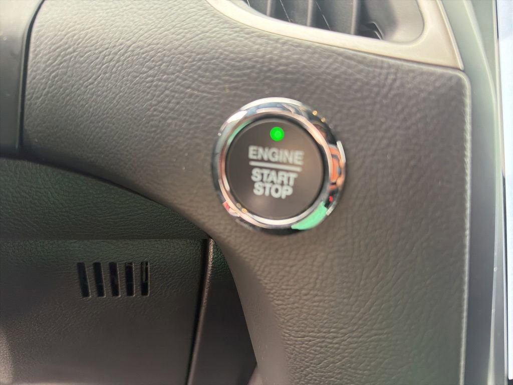 Certified 2022 Ford Edge ST-Line image 25