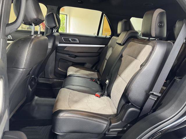 Certified 2017 Ford Explorer XLT w/ Equipment Group 202A FWD image 26