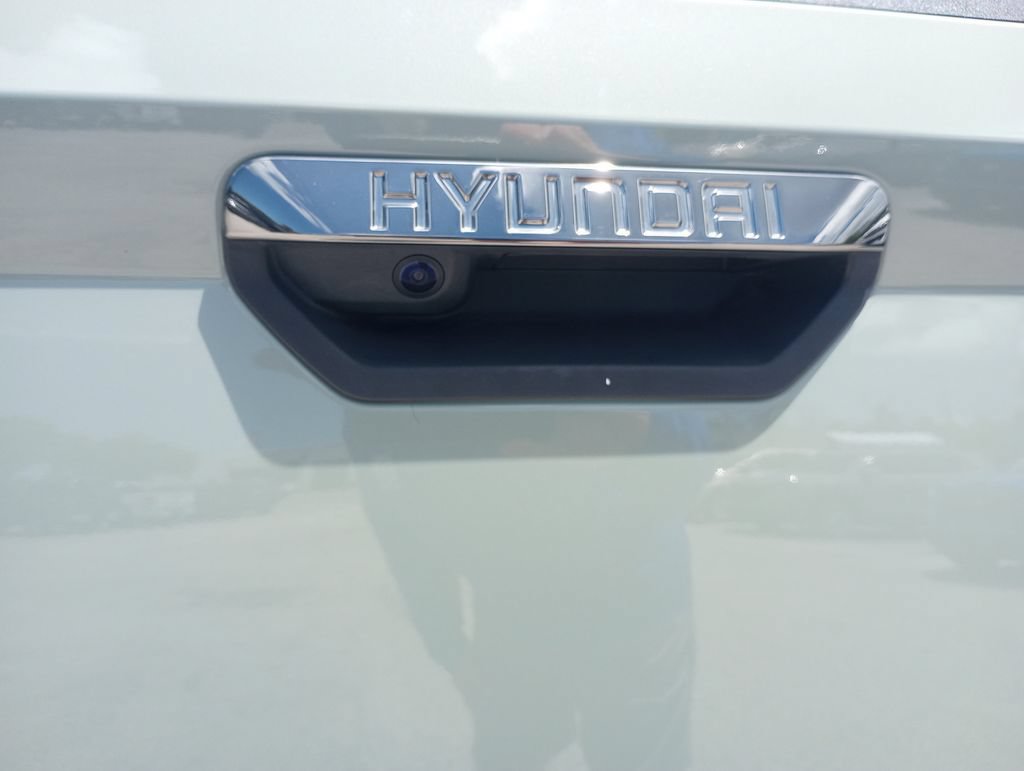 Used 2023 Hyundai Santa Cruz Limited AWD/4WD image 9
