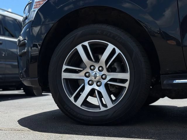 Certified 2023 Ford Expedition Limited AWD/4WD image 50