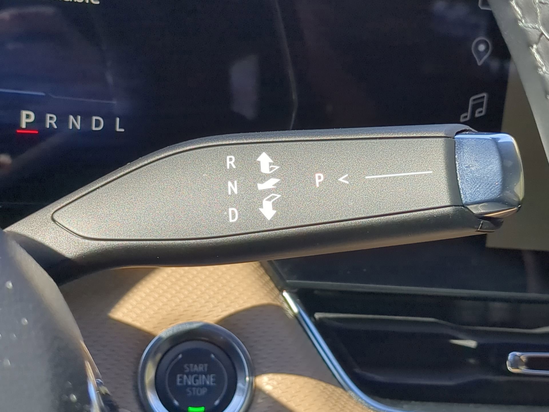 Used 2025 Chevrolet Equinox ACTIV w/ Convenience Package III image 54