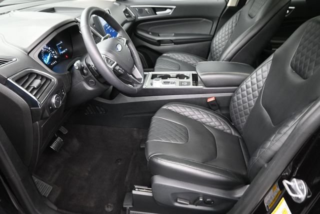 Certified 2024 Ford Edge Titanium w/ Equipment Group 301A AWD/4WD image 10