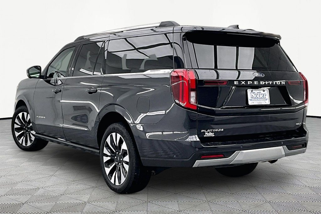 Certified 2025 Ford Expedition Max Platinum w/ Driver's Package AWD/4WD image 13