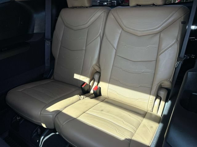 Used 2025 Cadillac XT6 Premium Luxury w/ Platinum Package AWD/4WD image 21