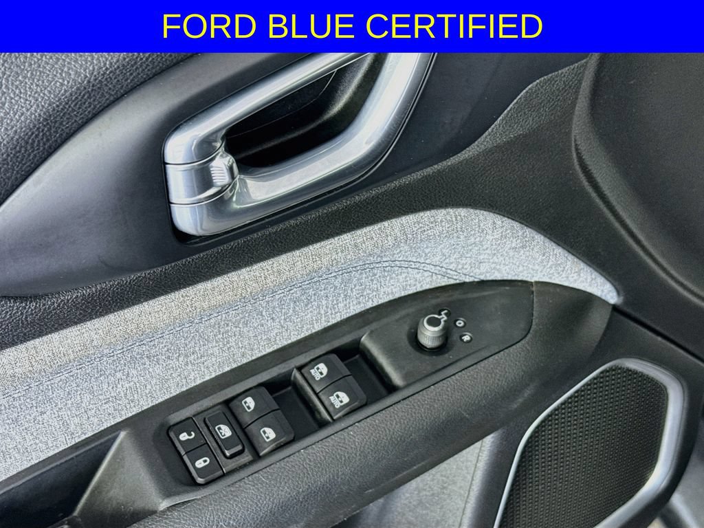 Used 2024 Jeep Compass Latitude AWD/4WD image 20