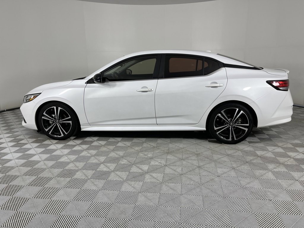 Used 2020 Nissan Sentra SR image 2