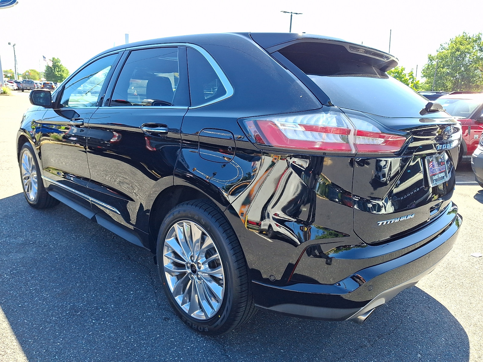Certified 2024 Ford Edge Titanium w/ Titanium Elite Package AWD/4WD image 7