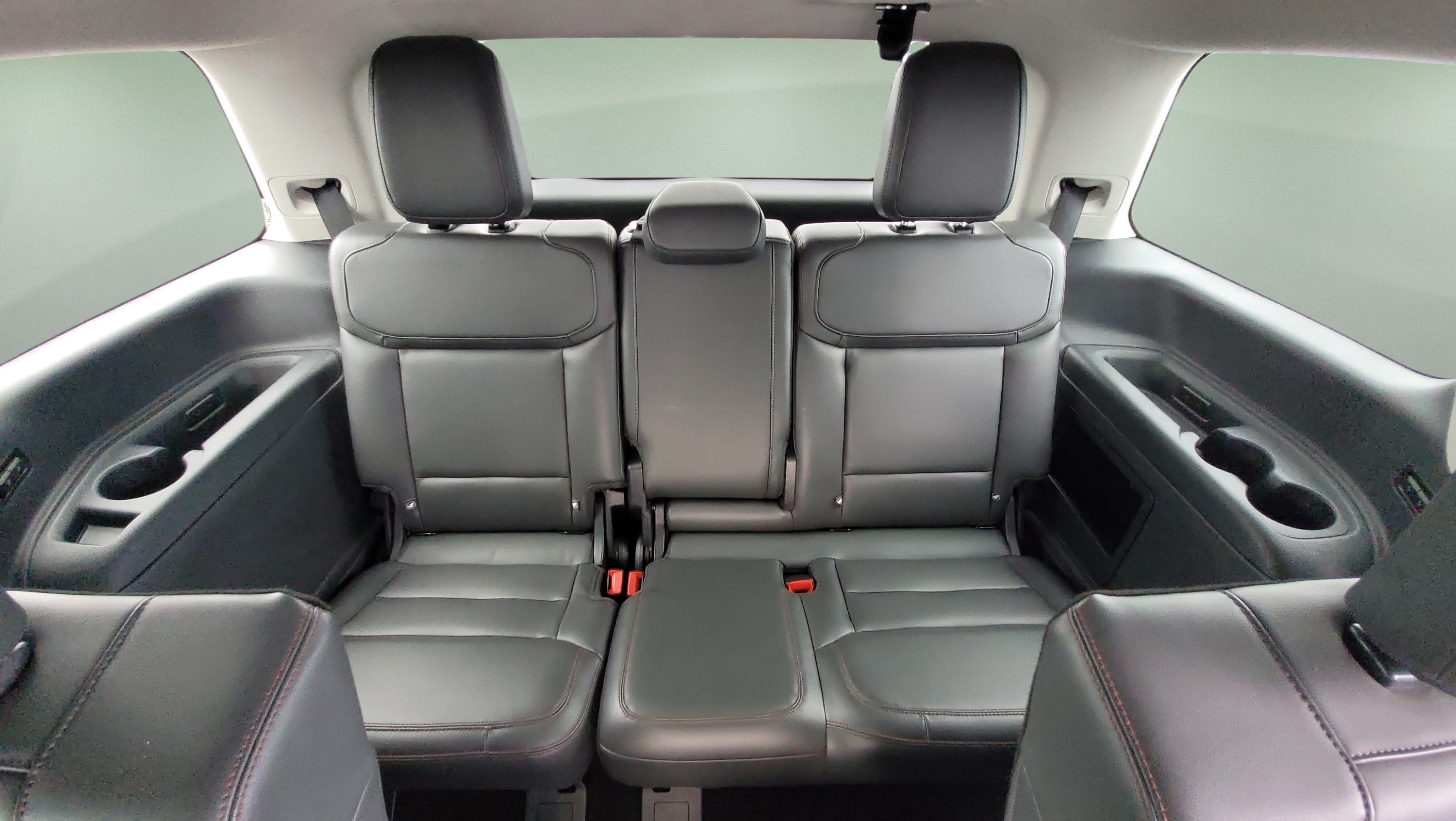 Certified 2025 Ford Expedition Active AWD/4WD image 17