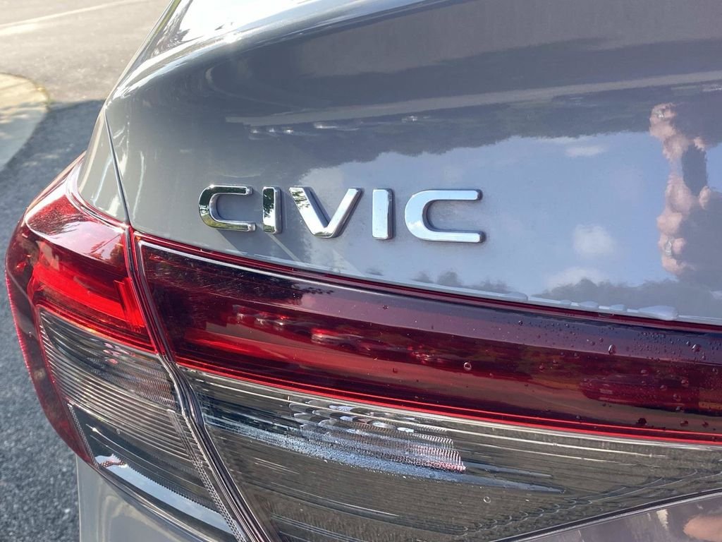 Used 2025 Honda Civic Sport image 5