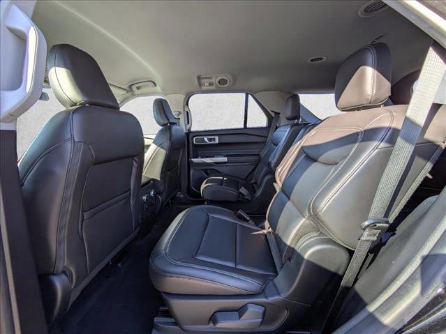 Certified 2022 Ford Explorer XLT w/ Equipment Group 202A image 19