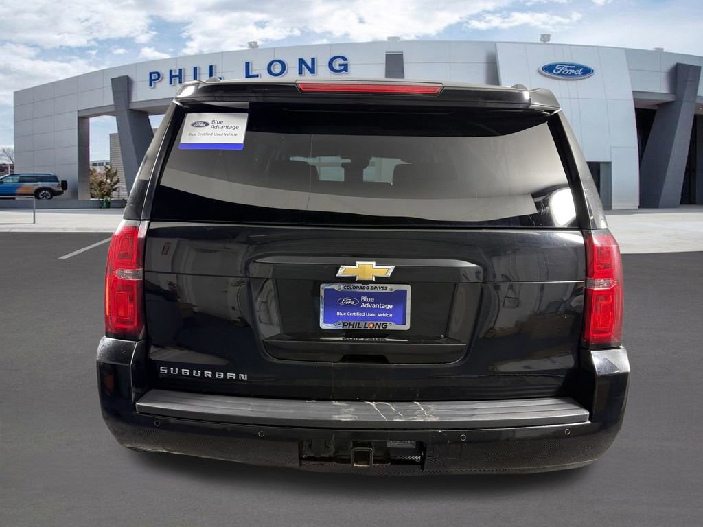 Used 2018 Chevrolet Suburban LT image 4