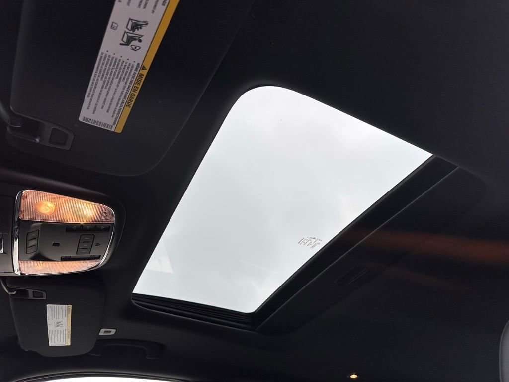 Used 2019 Jeep Grand Cherokee Limited AWD/4WD image 24