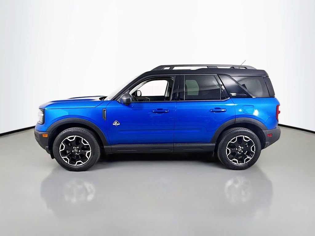 Certified 2025 Ford Bronco Sport Outer Banks w/ Outer Banks Tech Package+ AWD/4WD image 11