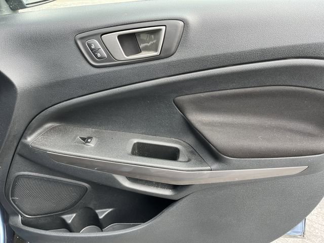 Certified 2021 Ford EcoSport SE image 34