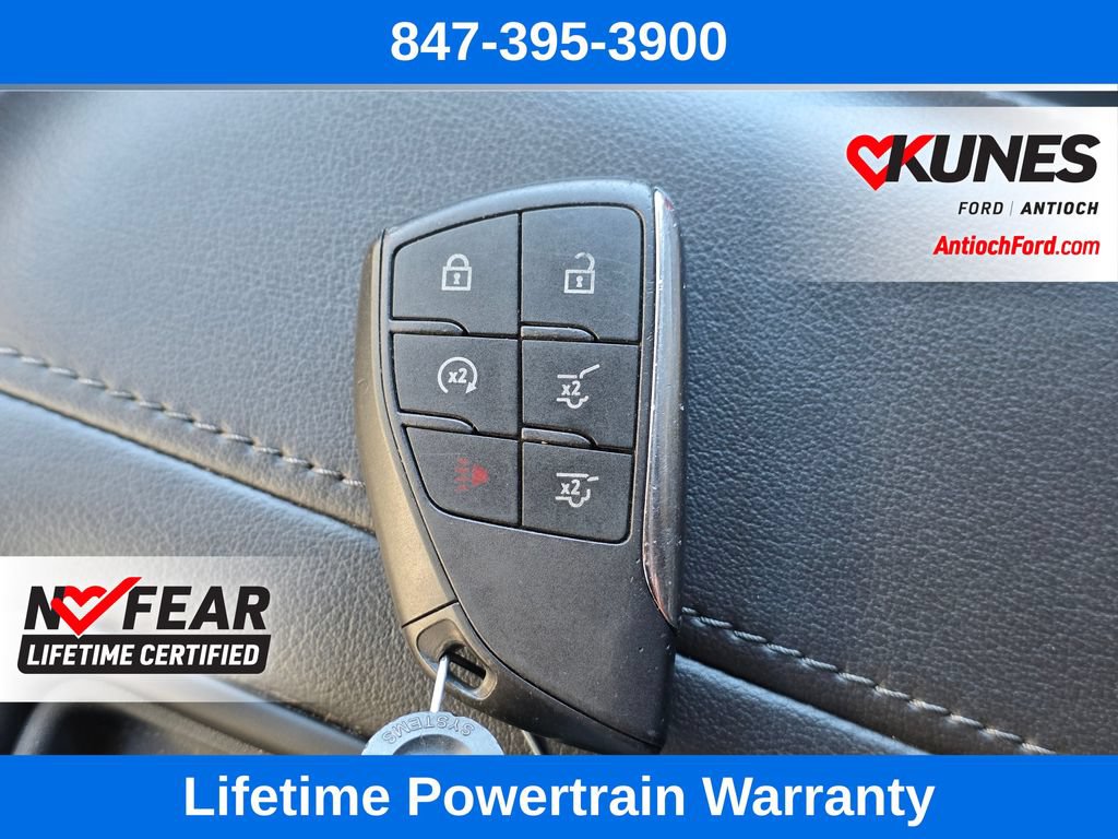 Used 2023 Chevrolet Suburban LT AWD/4WD image 17