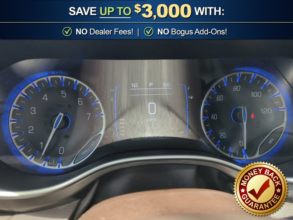 Used 2017 Chrysler Pacifica Touring-L FWD image 19