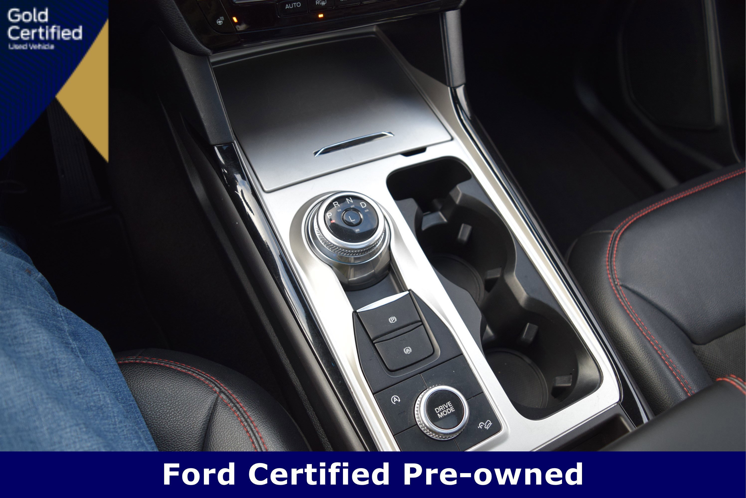 Certified 2024 Ford Explorer ST-Line w/ Class IV Trailer Tow Package image 16