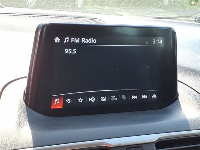 Used 2018 MAZDA MAZDA3 Touring FWD image 22