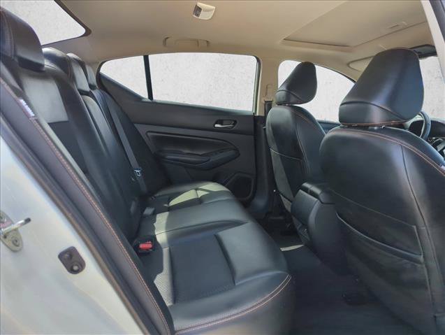 Used 2022 Nissan Altima 2.5 SR w/ Midnight Edition Package FWD image 16