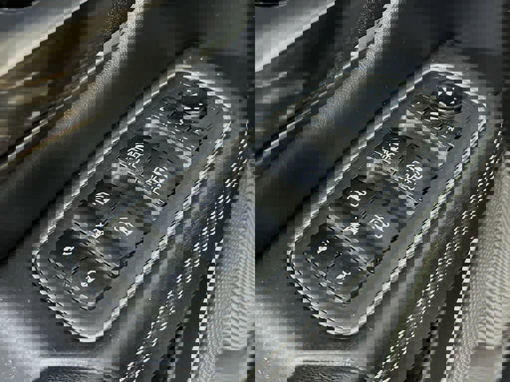 Used 2021 RAM 1500 Limited image 29