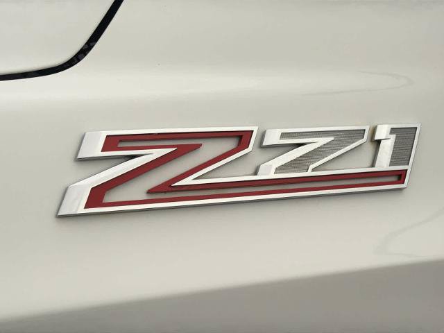 Used 2022 Chevrolet Suburban Z71 w/ Luxury Package AWD/4WD image 12