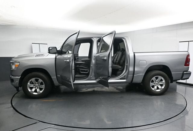 Used 2024 RAM 1500 Laramie AWD/4WD image 37