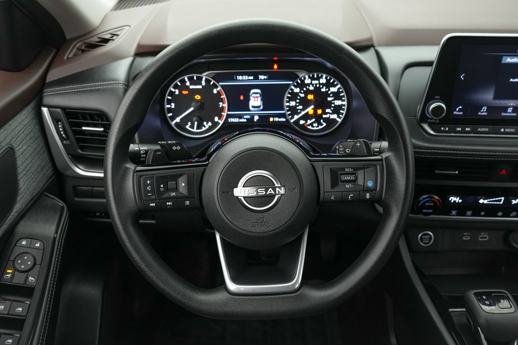 Used 2023 Nissan Rogue SV AWD/4WD image 13