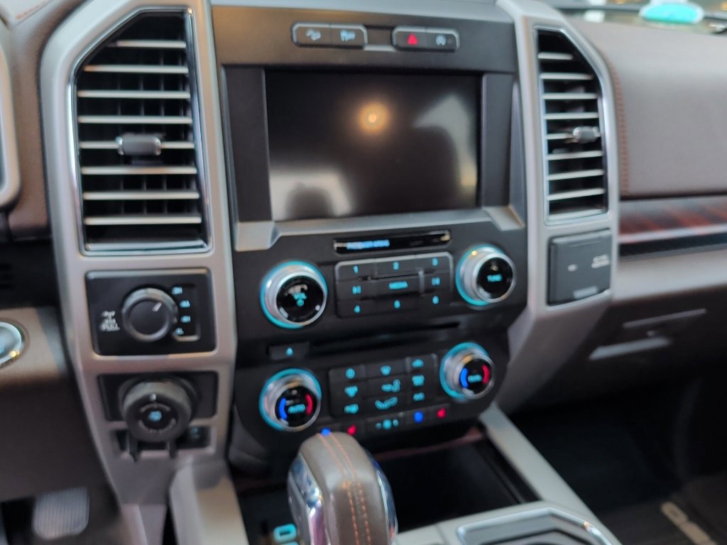 Certified 2018 Ford F150 King Ranch w/ Equipment Group 601A Luxury image 9