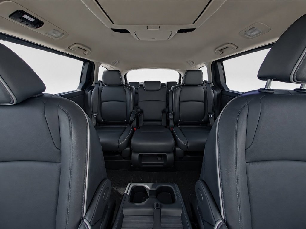 Used 2025 Honda Odyssey Touring image 31