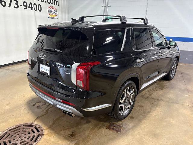 Used 2023 Hyundai Palisade Limited AWD/4WD image 8