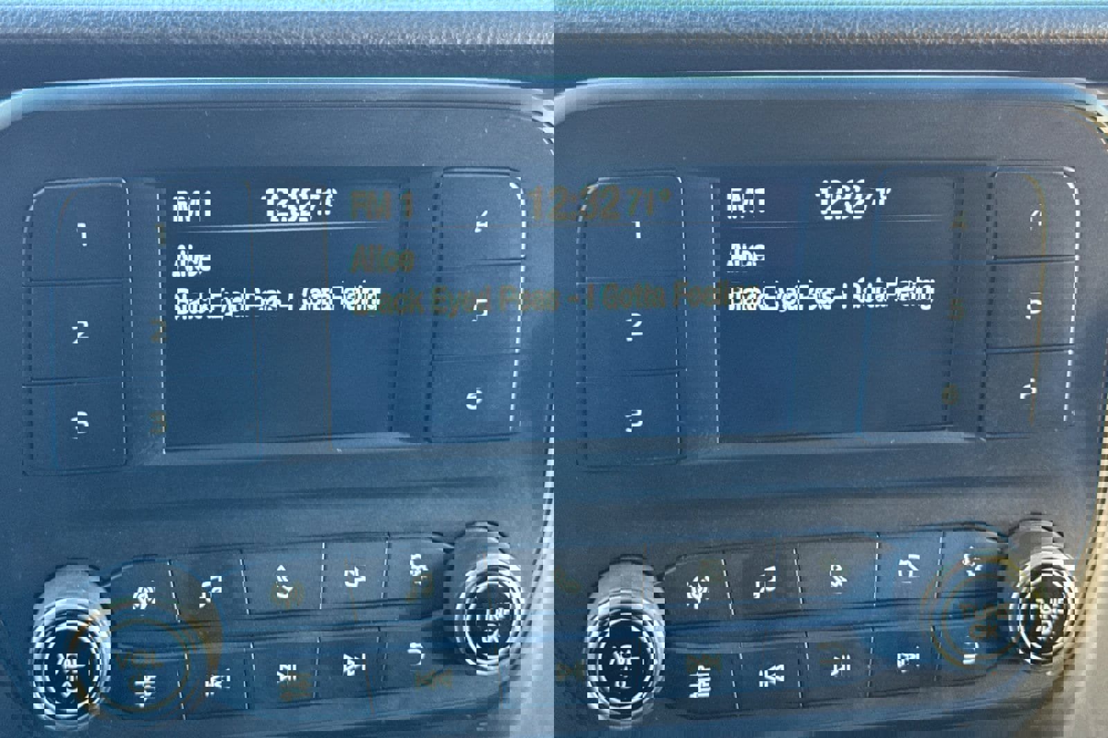 Certified 2020 Ford Transit 150 XL image 20