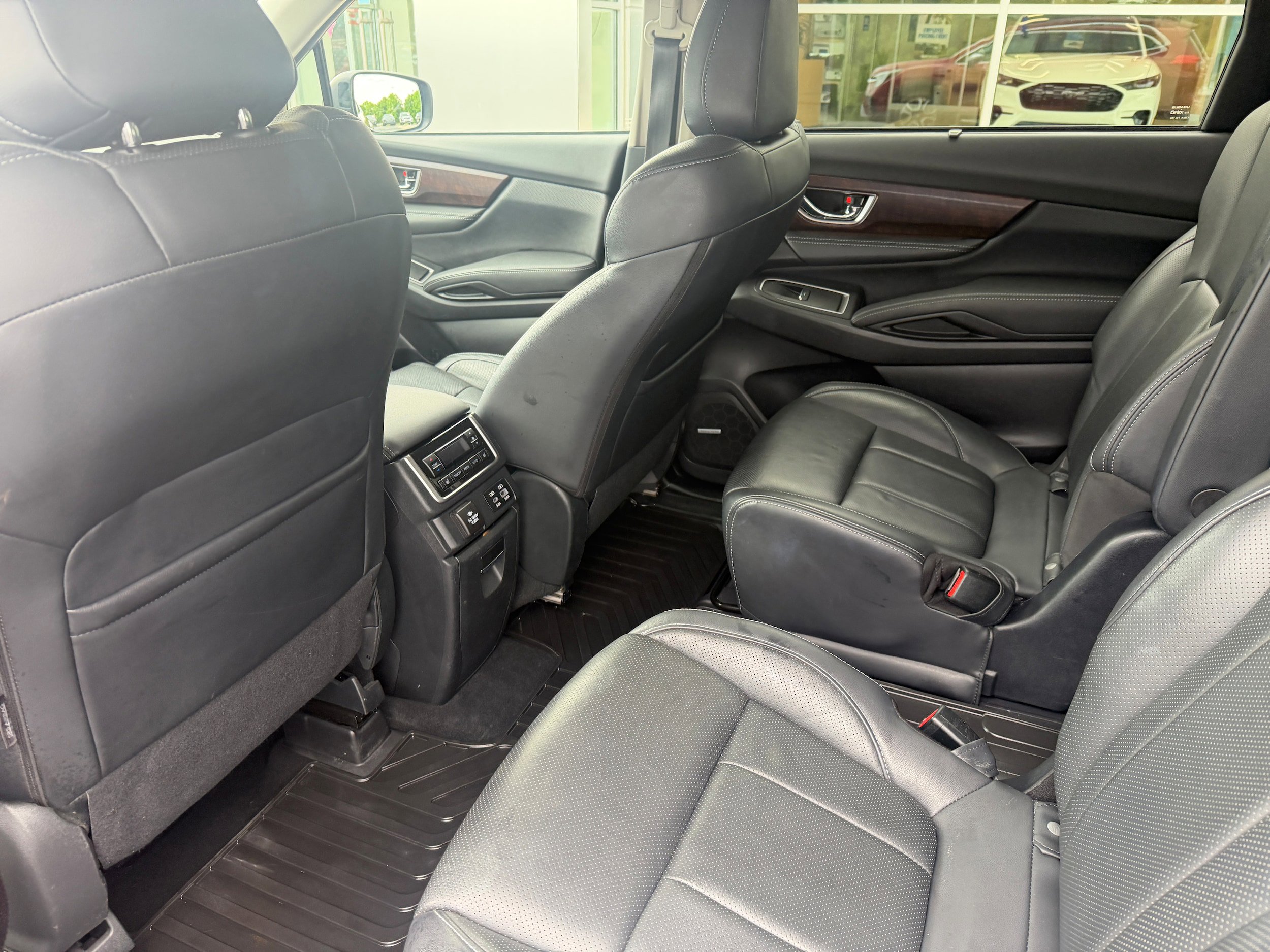 Used 2023 Subaru Ascent Touring AWD/4WD image 16