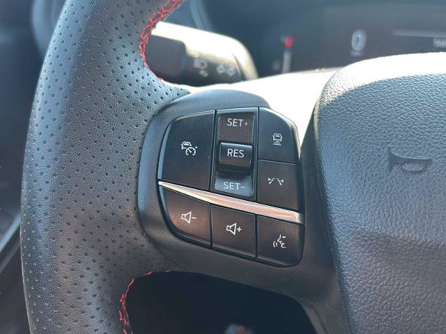 Certified 2023 Ford Escape ST-Line w/ Tech Pack #1 AWD/4WD image 18