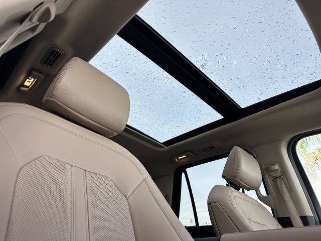 Certified 2024 Ford Expedition Limited image 17