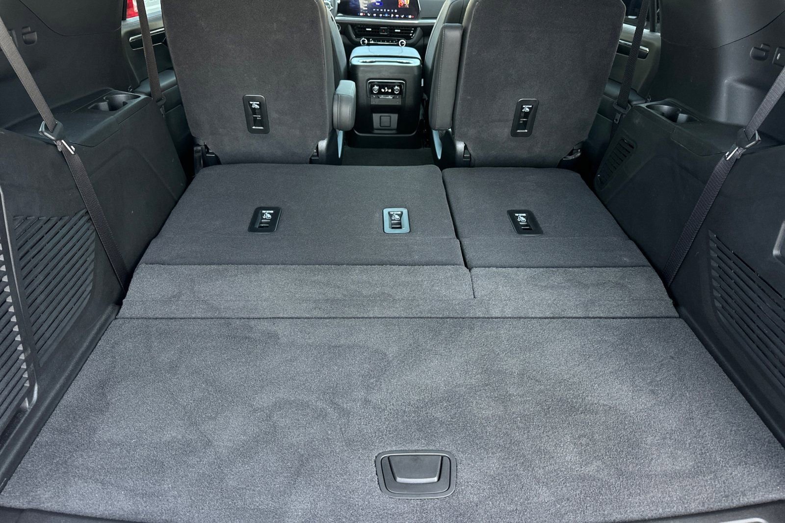 Used 2026 Chevrolet Tahoe RST w/ Advanced Technology Package image 15